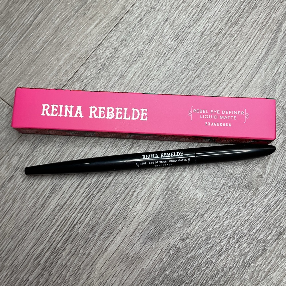 Reina Rebelde Rebel Eye Definer Liquid Matte - Exagerada